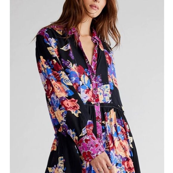 New  Free People Brunch a Bunch Floral Hold combo
swing tunic size S
NWOT - Picture 7 of 13